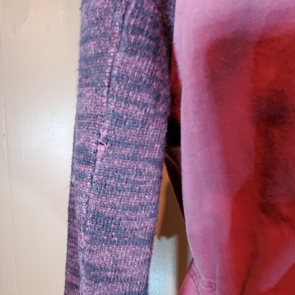 Othero Follow Maroon Hoodie - Picture 4 of 5